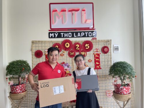 Khách hàng tại Mỹ Tho Laptop 04