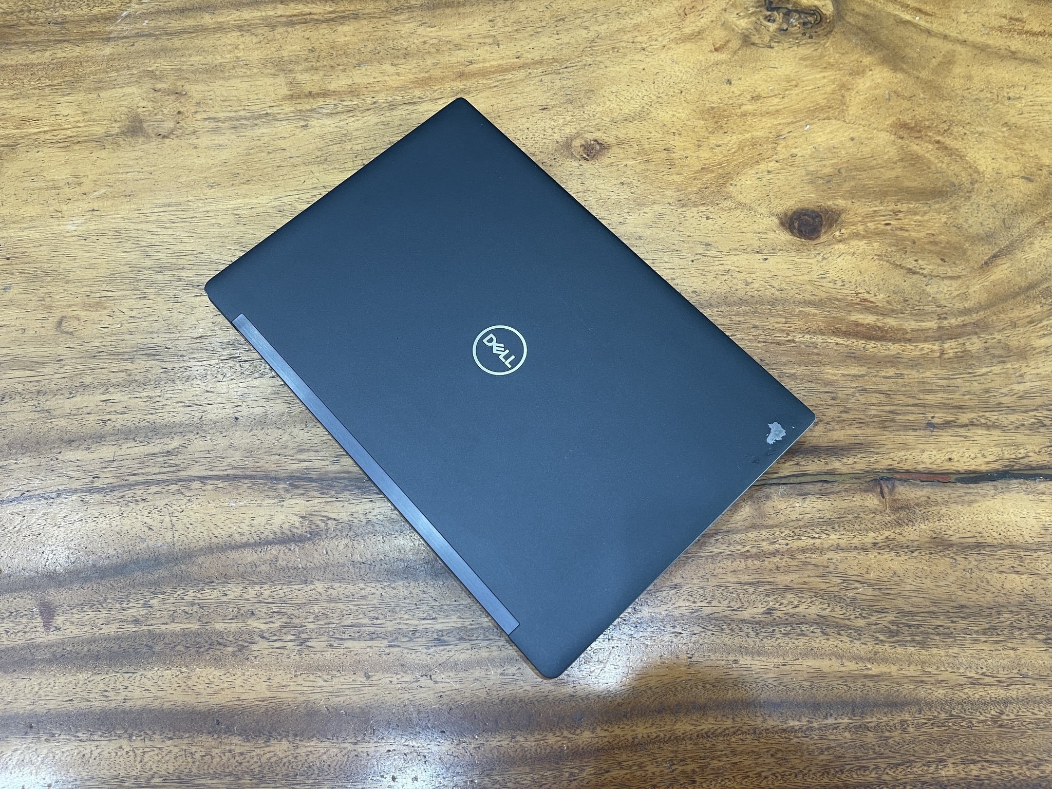 Alternative view of Dell Latitude 7290 | Core i5 8250U | Ram 8 GB | SSD 256 GB | 12.5 FHD