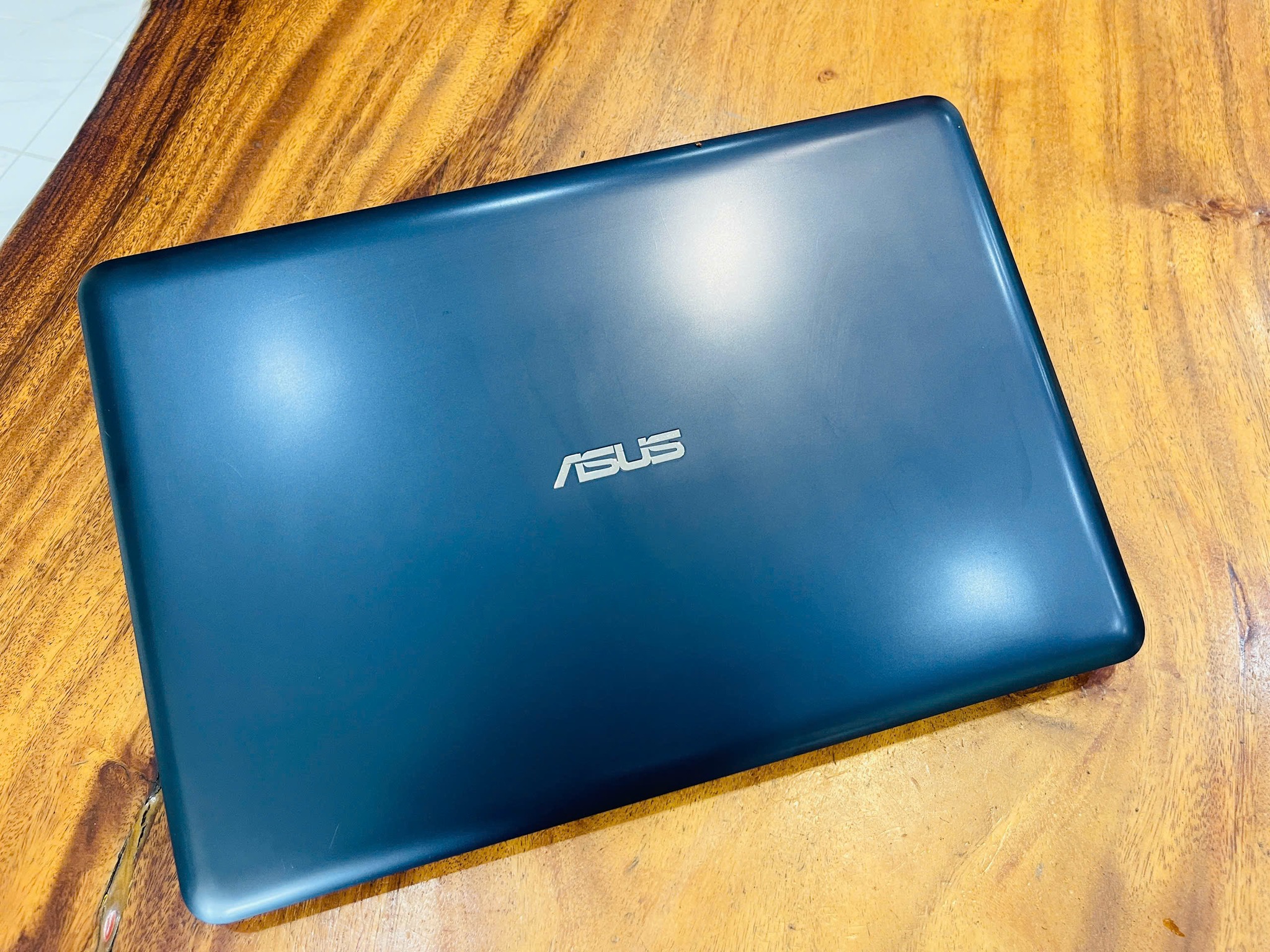 Alternative view of ASUS E502SA | Celeron N3050 | Ram 2GB | HDD 320GB | 15.6 HD