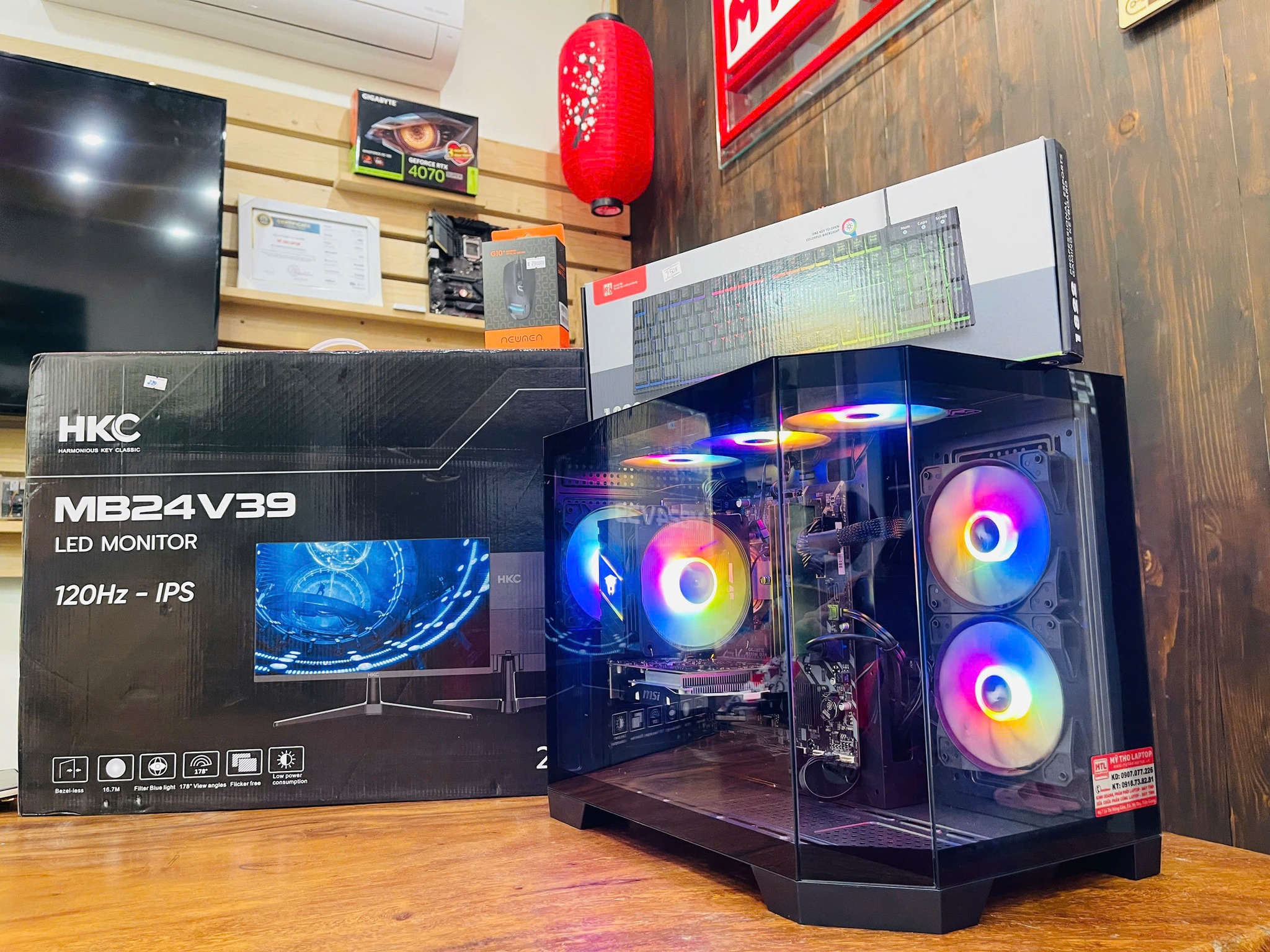 Alternative view of Full bộ Gaming | Intel Core i3 8100 | Ram 16GB | SSD 256GB | Nvidia GTX 1050 2 GB | Màn hình 24 inch | Chuột phím