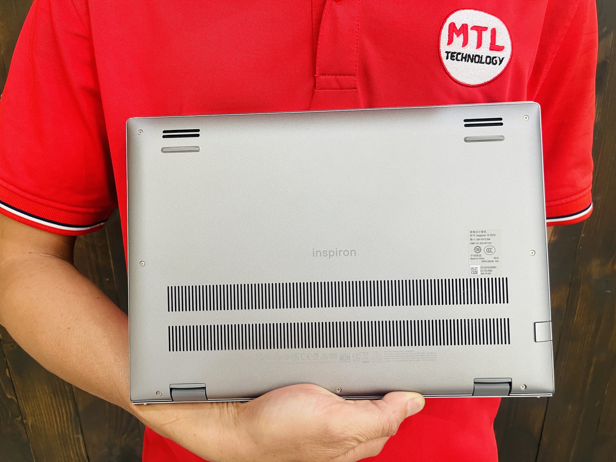 Alternative view of Dell Inspiron 5310 | Core i5 11300H | Ram 16GB | SSD 512GB | Nvidia MX450 | 13.3 2K