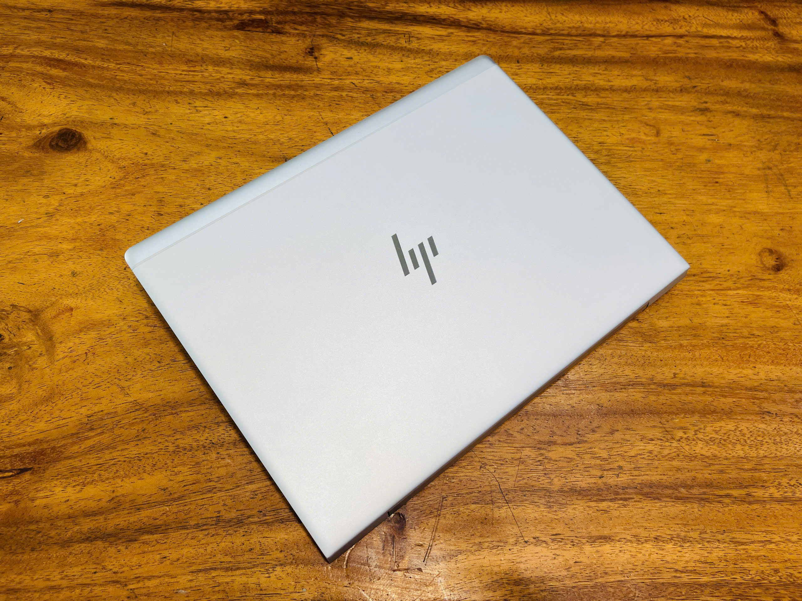 Alternative view of HP Elitebook 830 G5 | Core i5 8350U | Ram 8GB | SSD 256GB | 14 FHD