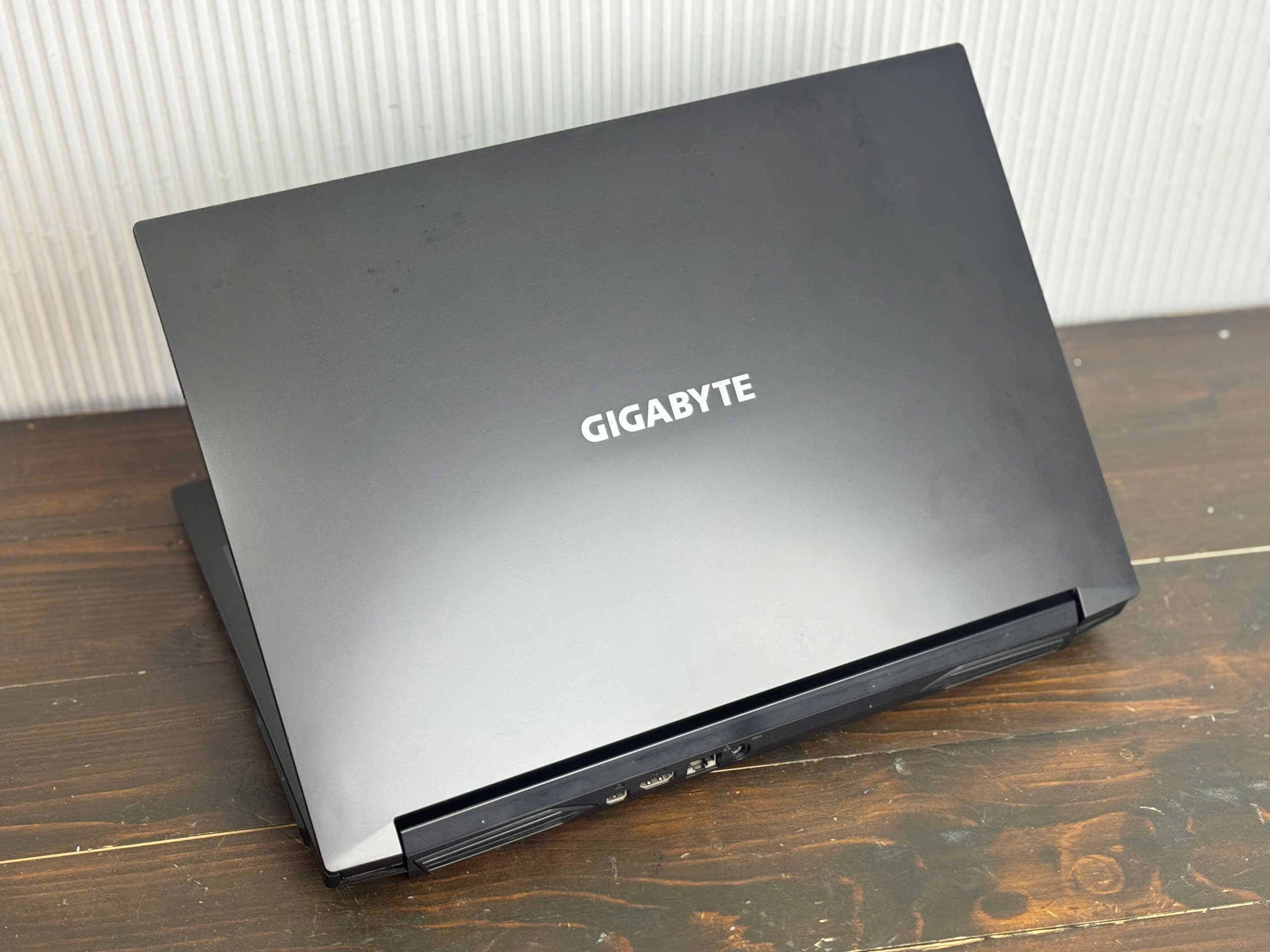 Alternative view of Gigabyte G5 GD-51S1123SO | Core i5-11400H | Ram 16GB | SSD 512GB | GeForce RTX™ 3050 4GB | 15.6' FHD 144Hz 100% sRGB