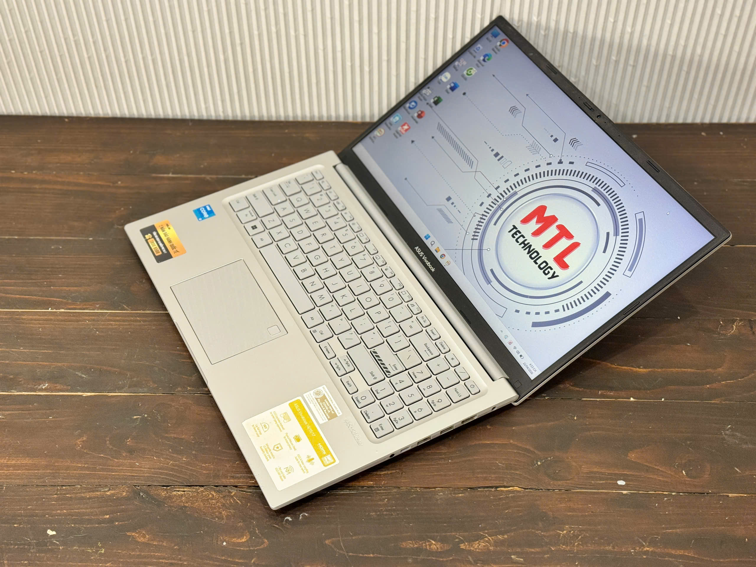 Alternative view of Asus Vivobook 15 X1504ZA | Core i3 1215U | Ram 8GB | SSD 256GB | 15.6 FHD