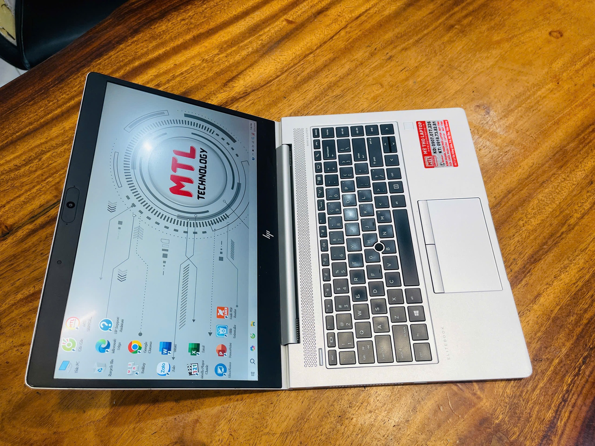 Alternative view of HP Elitebook mt44 Mobile Thin | AMD Ryzen 3 Pro 2300U | Ram 8GB | SSD 128GB | AMD Radeon Vega 6 | 14 FHD