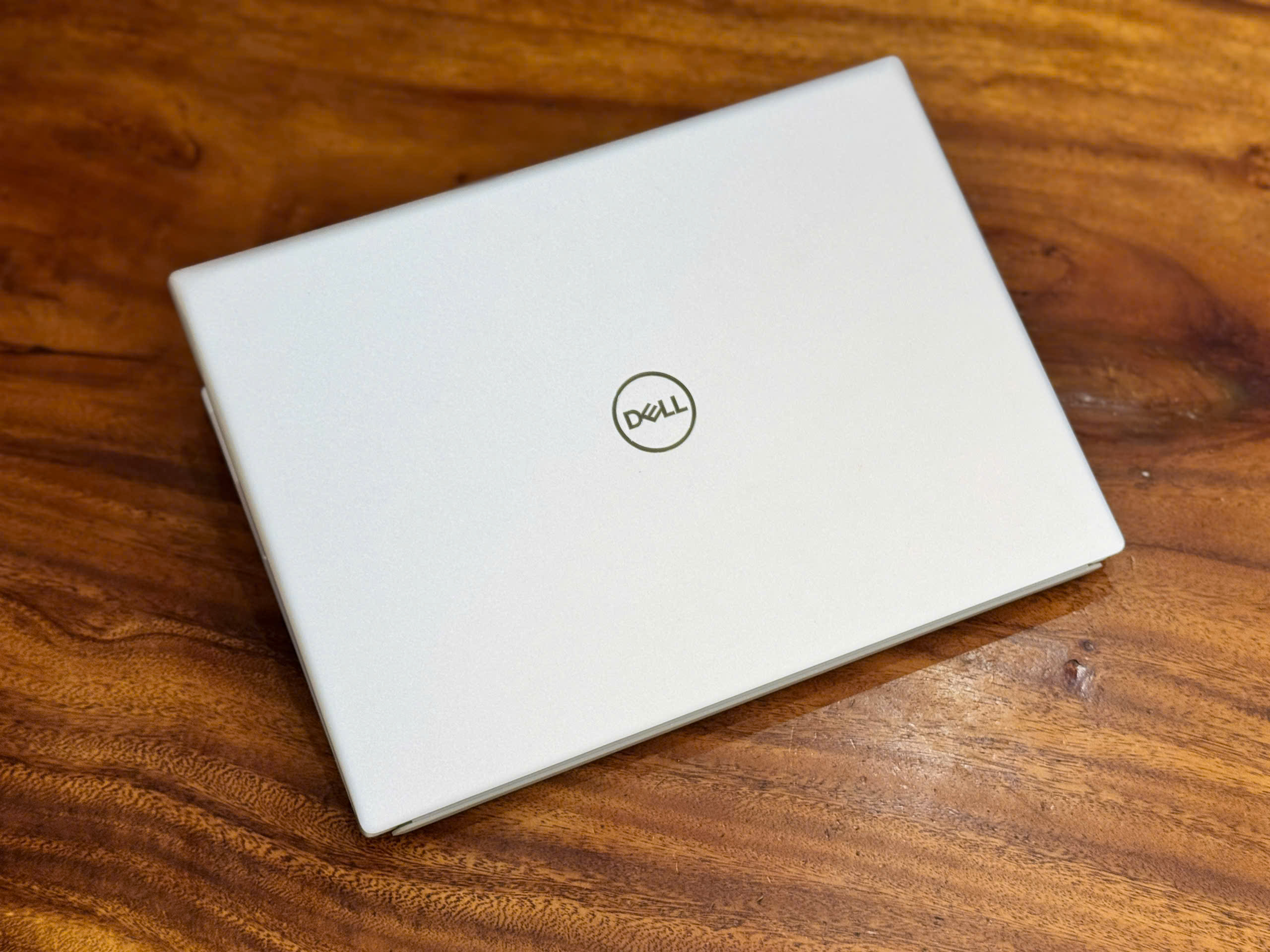 Alternative view of [Like New] Dell Inspirion 14-5425 | AMD Ryzen 7 5825U | Ram 8GB | SSD 512GB | 14 FHD Touch