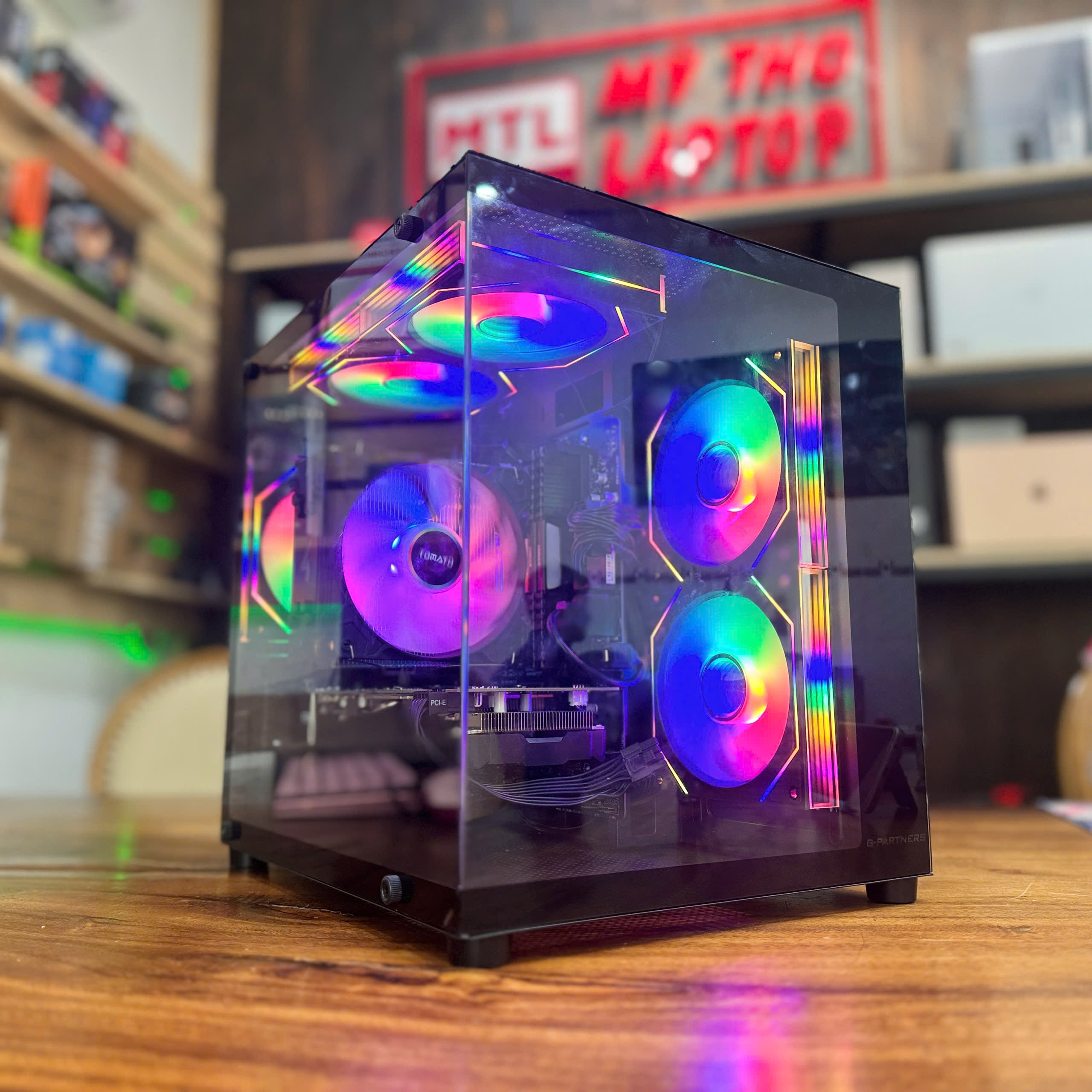 MTL WATERFULL | Core i3 10105F | Ram 16GB | SSD 256GB | AMD RX580 8GB