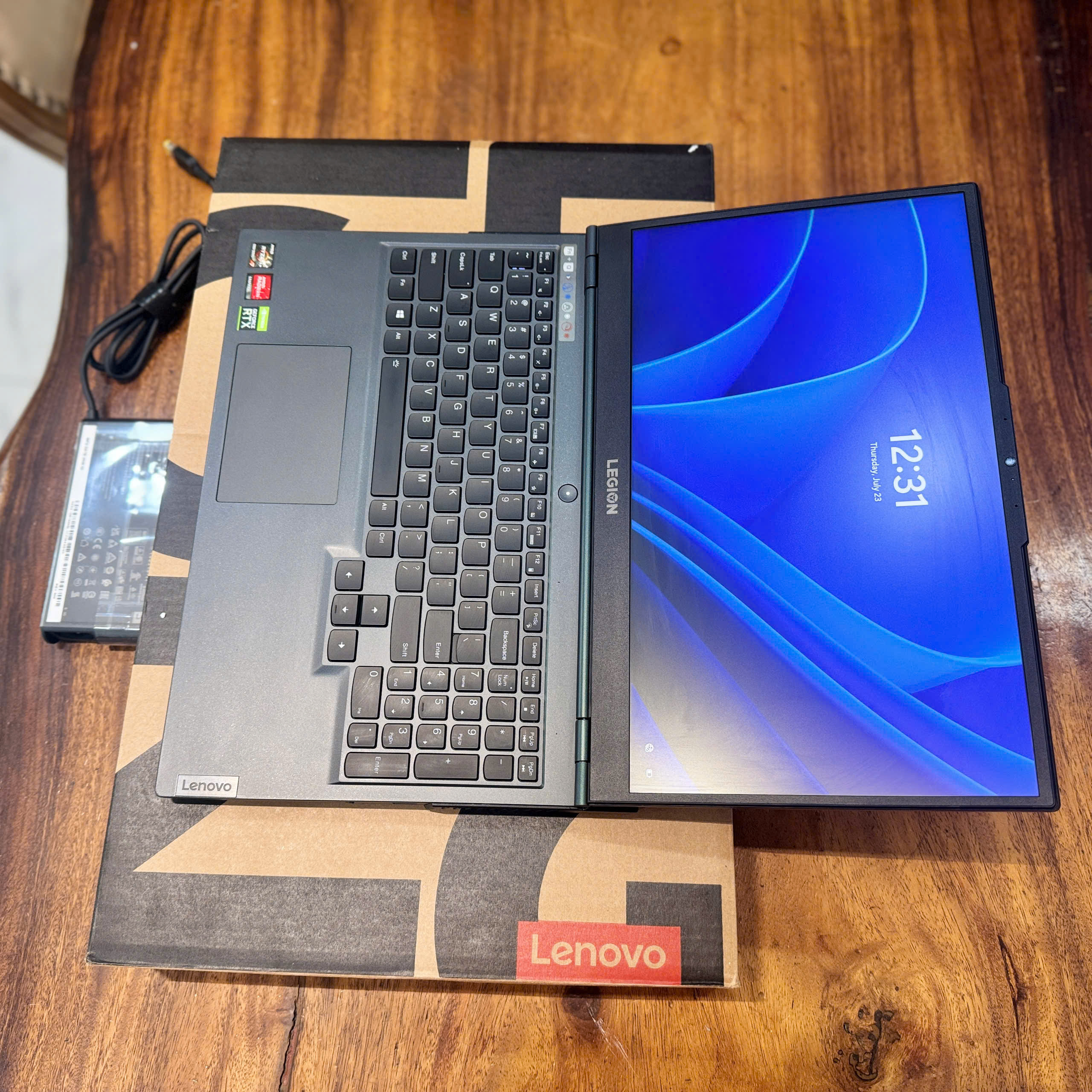 Alternative view of Lenovo Legion 5 R7000P | AMD Ryzen 7 5800H | Ram 16GB | SSD 512GB | RTX 3050Ti | 15.6 inch Full HD 165Hz