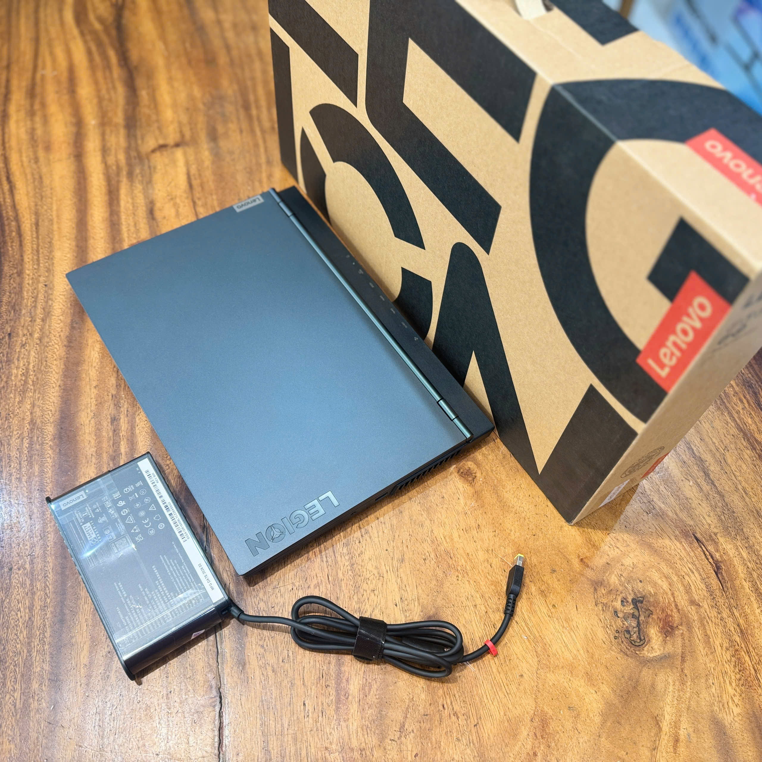 Lenovo Legion 5 R7000P | AMD Ryzen 7 5800H | Ram 16GB | SSD 512GB | RTX 3050Ti | 15.6 inch Full HD 165Hz - Ảnh 5