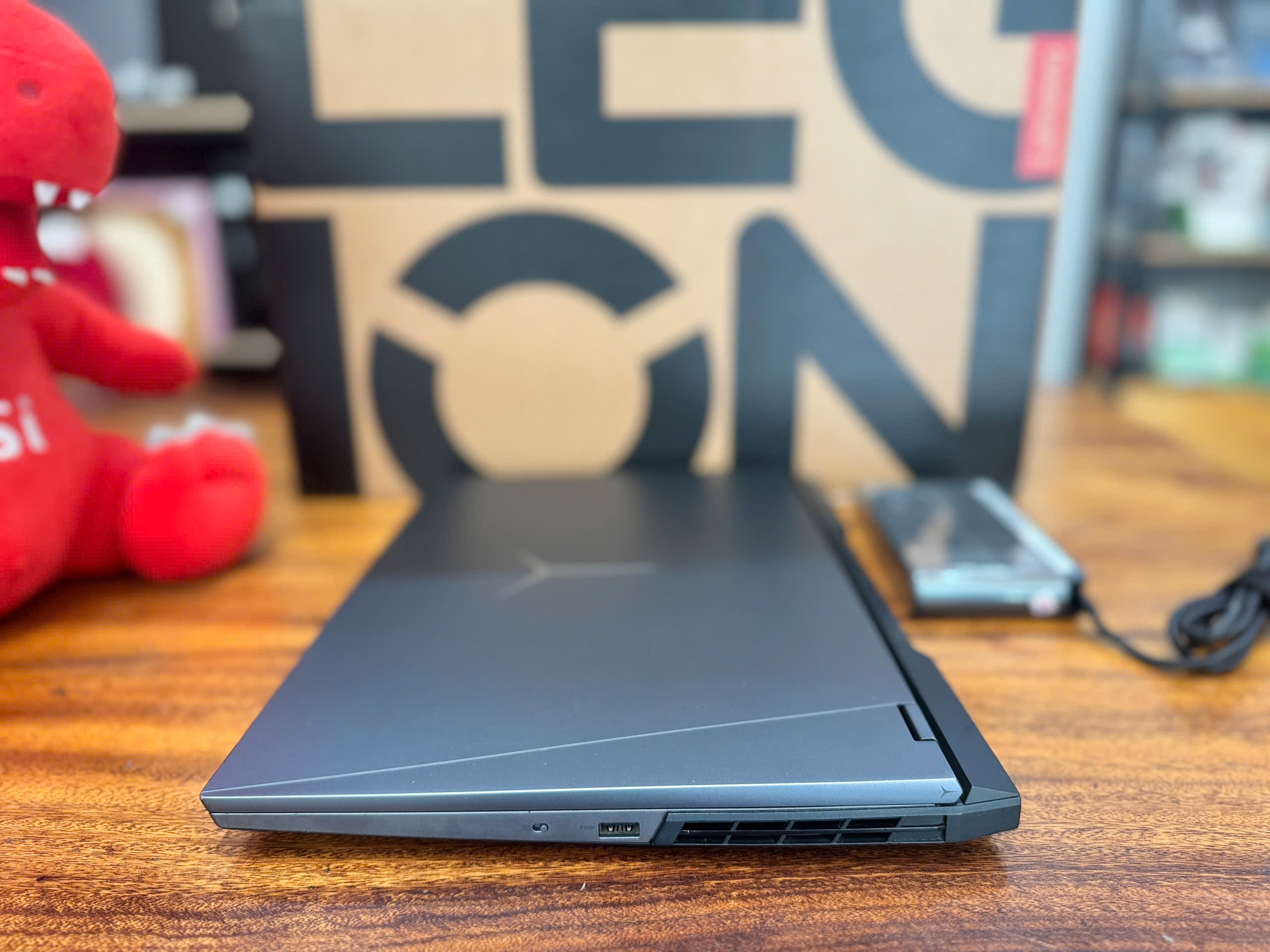 Lenovo Legion Pro R9000P | Ryzen 7-5800H | Ram 16GB | SSD 512GB | RTX 3060 | 15.6” 2.5K 165Hz - Ảnh 6