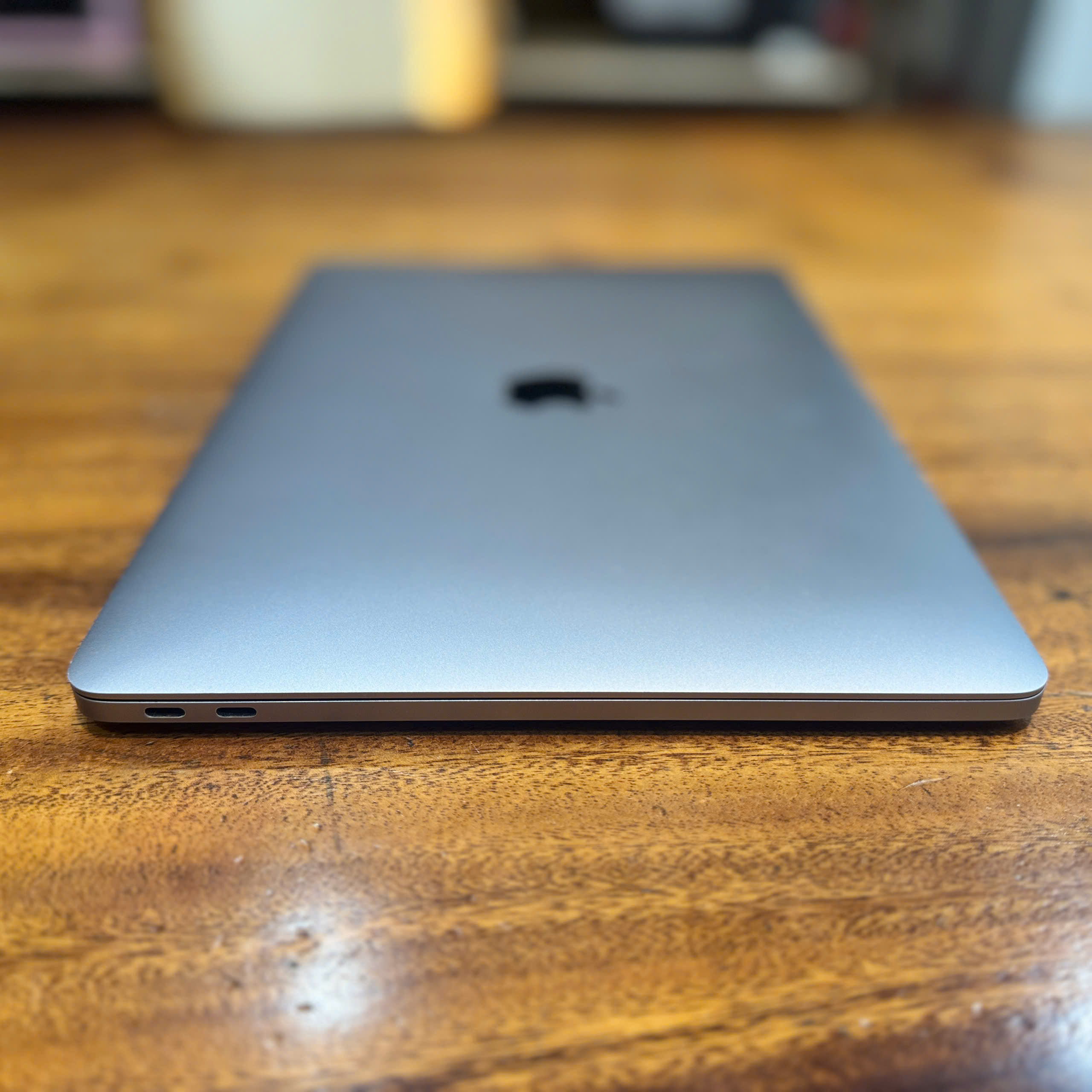 Alternative view of MacBook Pro 2017 | Ram 8GB | SSD 128 GB | 13.3 inch Restina 2K