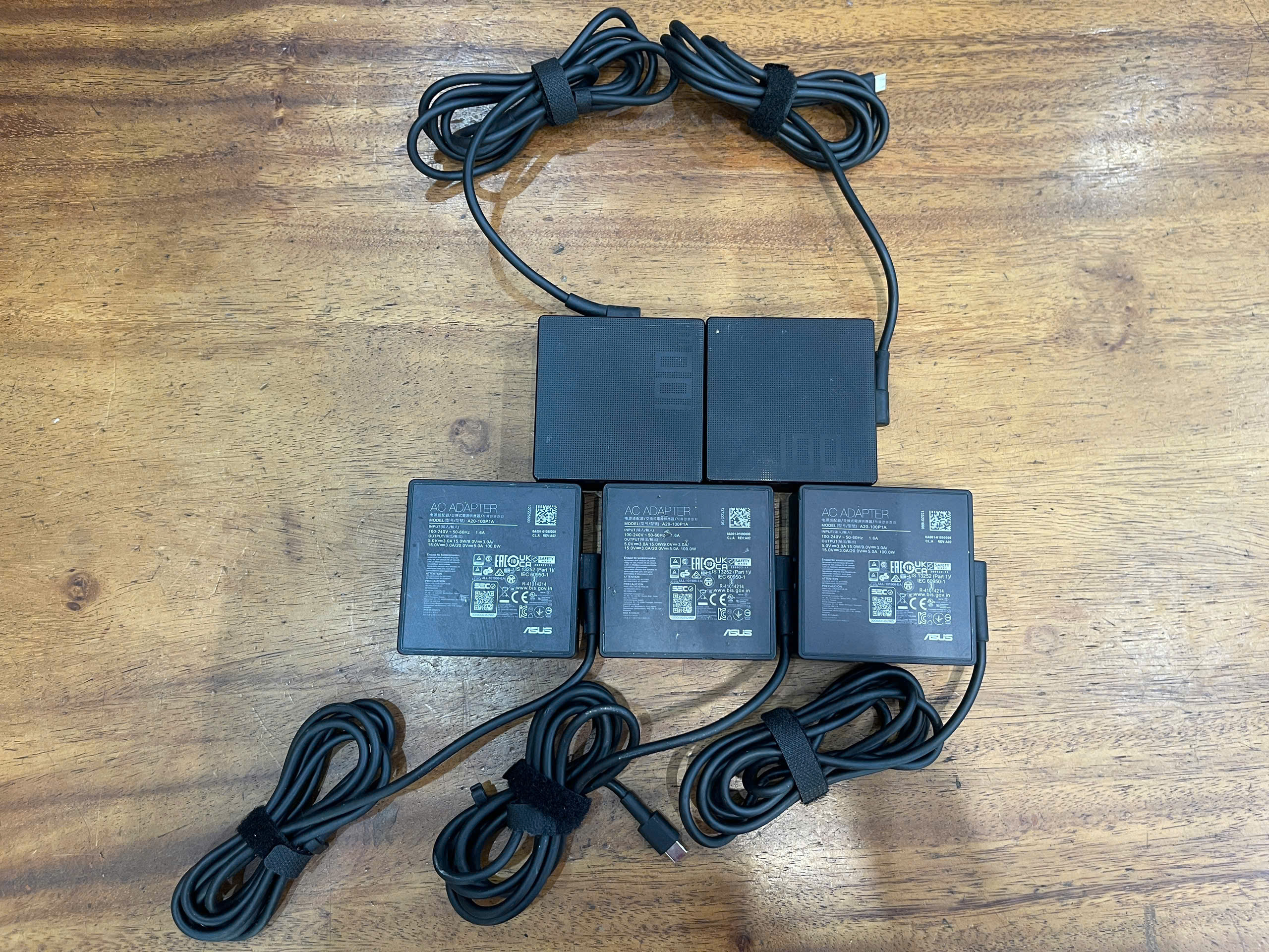 Alternative view of Sạc Asus Type C 20V 5A 100W