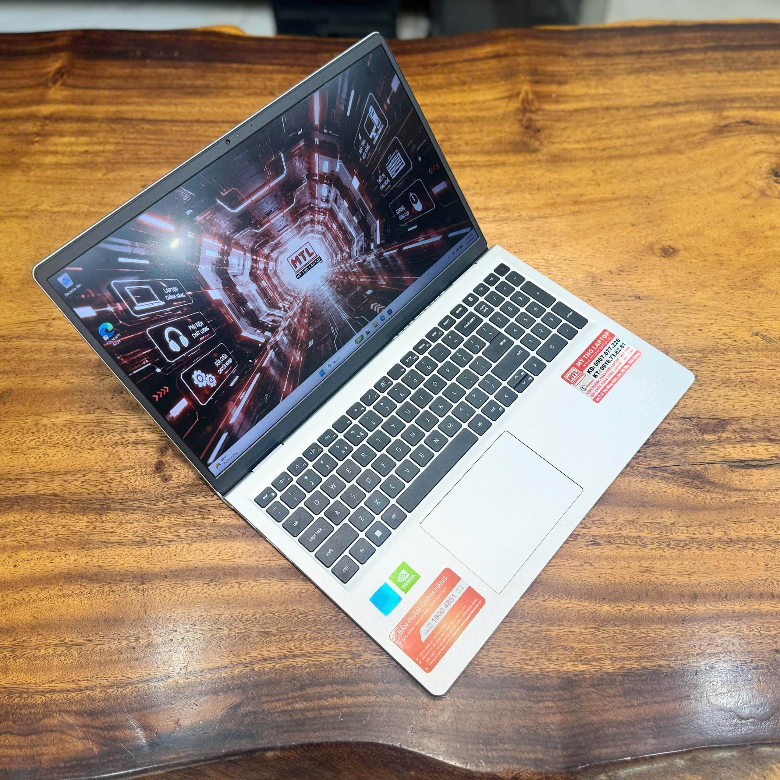 Alternative view of Dell Inspirion 15 3520 | Core i5 1235U | Ram 16GB | SSD 512GB | 15.6 FHD 120Hz