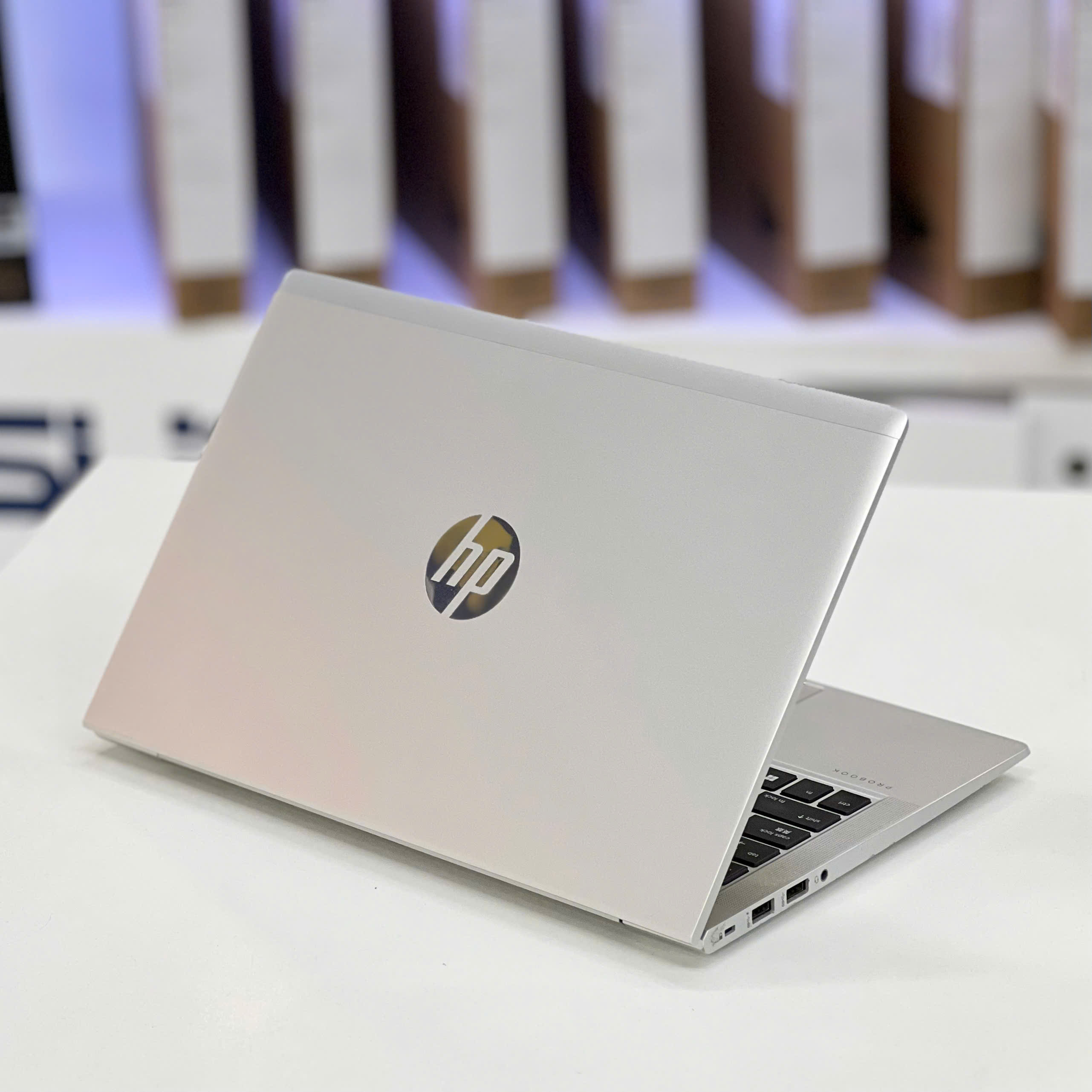 HP Probook 635 Aero G8 | Ryzen 5 5600U | Ram 16GB | SSD 512GB | 13.3 FHD