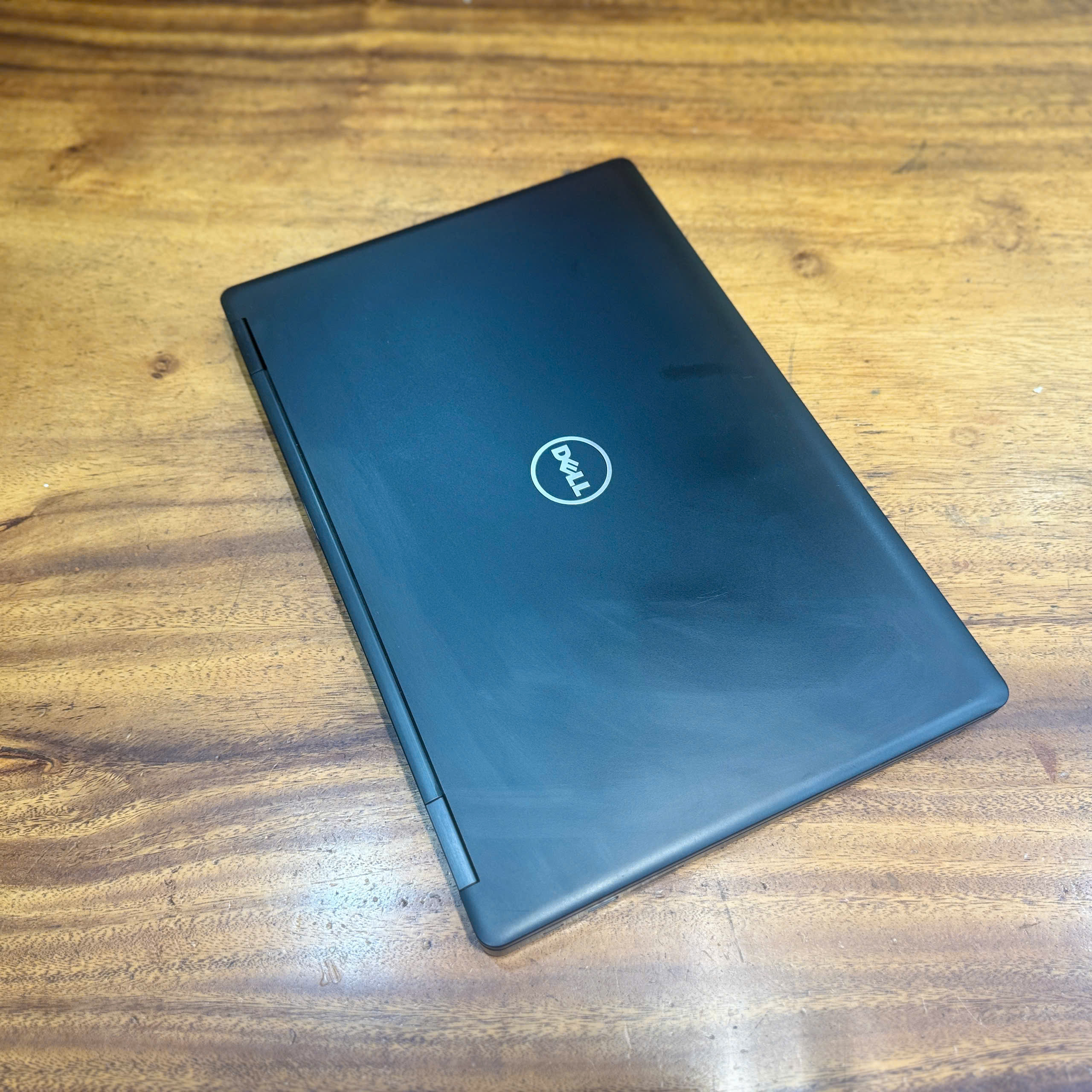 Dell Precision 3520 | Core i7 7700HQ | Ram 8GB | SSD 256GB | Nvidia Quadro M620 2GB | 15.6 FHD - Ảnh 7